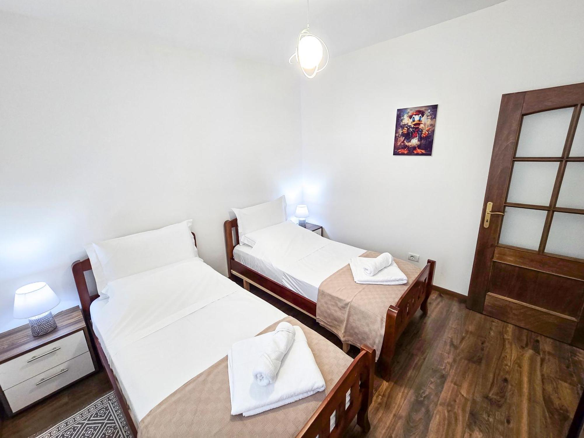 Lake Park 2Br Apartment Tirana Exteriér fotografie